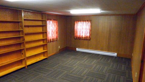 302 Mountain Gap Rd SE