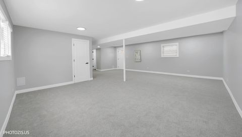 2N356 Prairie Avenue