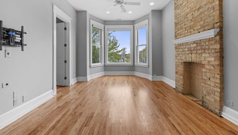 1658 W Nelson Street