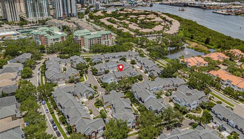 313 INNER HARBOUR CIRCLE