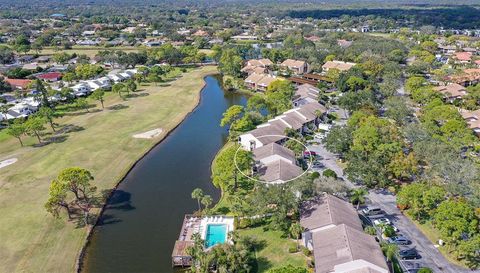 2937 TAYWOOD MEADOWS