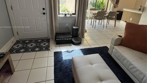 10211 Fontainebleau Blvd