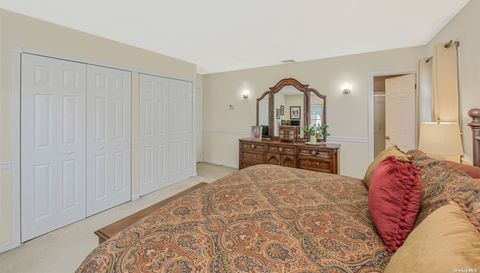 3 Yarmouth Ln