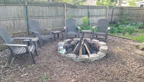 2536 Old Glenview Rd