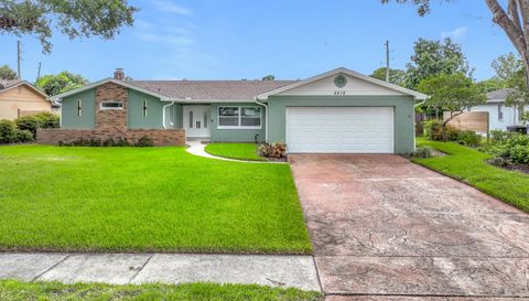 8078 Nicklaus Dr