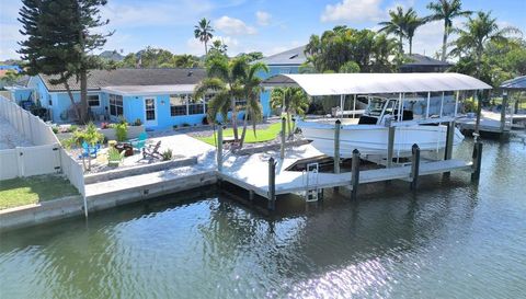 1015 SPINDLE PALM WAY