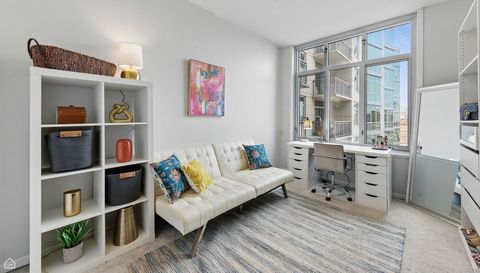 1134 W Granville Avenue