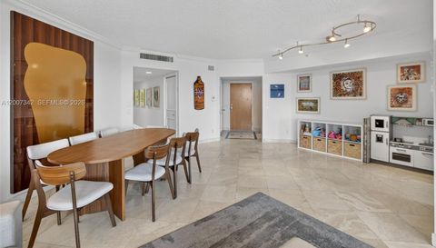 21205 Yacht Club Dr