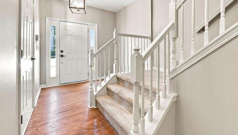 3684 Lantern Walk Ln