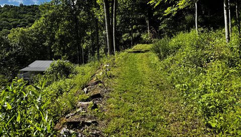 2879 Chandler Creek Rd