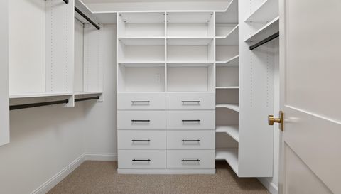 12080 Mountain Laurel Dr