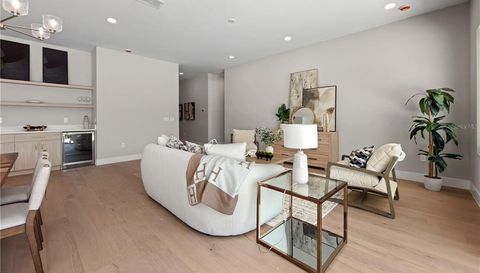 1326 W NEW HAMPSHIRE STREET