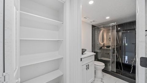 4306 MADEIRA COURT