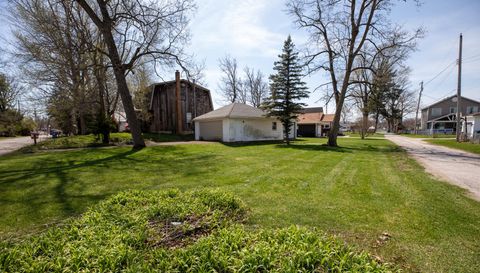 11155 E Pottawatomie Trl N