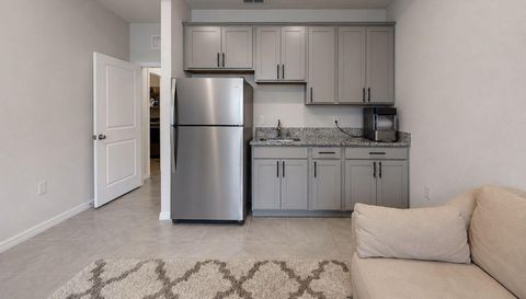 11043 Tamarack Pl