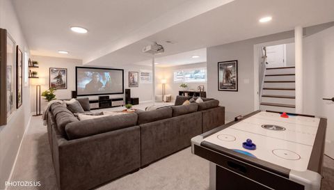 2N356 Prairie Avenue