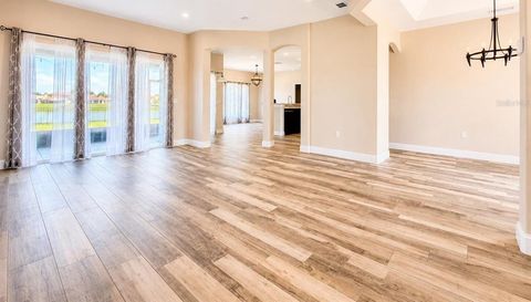 3180 WINDING TRAIL