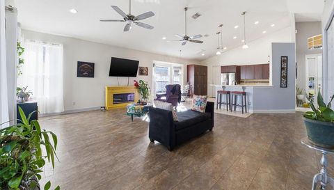 1733 W CAROLINE PATH