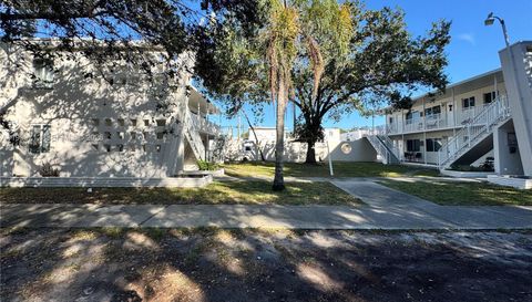 251 Hibiscus Dr