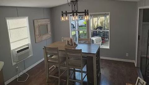 17200 Pioneer St E #122