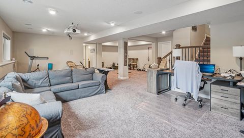 5928 Pinnacle Circle NE