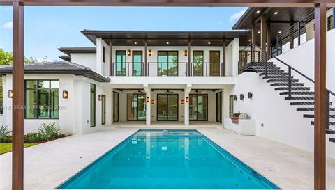 730 Zamora Ave