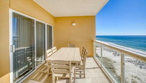 22 Via Deluna Dr