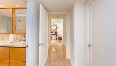 1 Grove Isle Dr