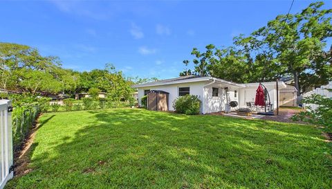 101 N MERCURY AVENUE