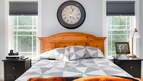 698 Maple Springs Ln