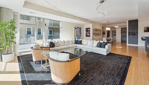 4545 Lindell Boulevard