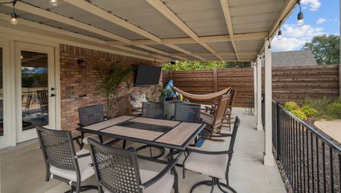 1910 Circleview Dr