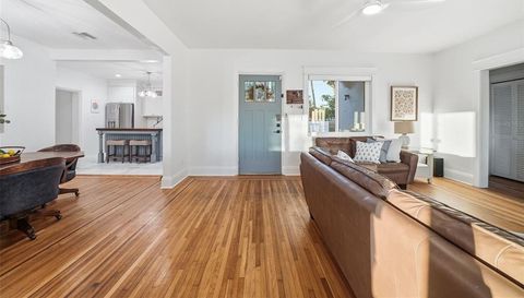 344 W RIO VISTA COURT