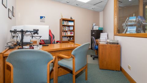 6571 N Avondale Avenue