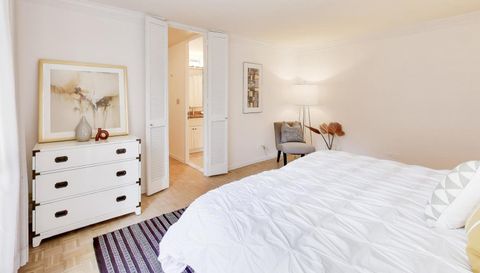 1310 N Ritchie Court