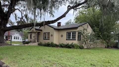 1200 Sunshine Ave