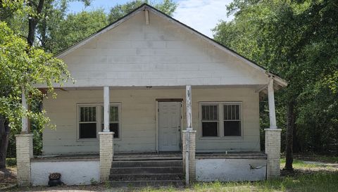 307 Alabama St