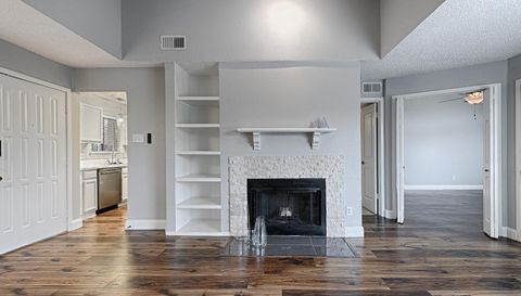 5550 Spring Valley Road