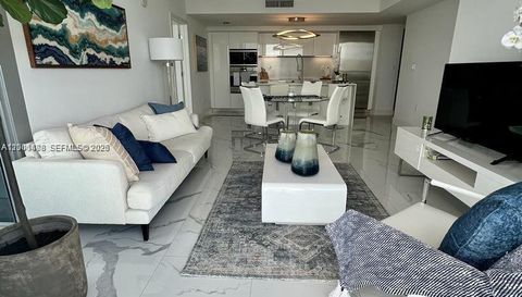 9521 E Bay Harbor Dr