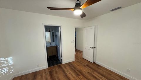 1119 NEWTON AVENUE S