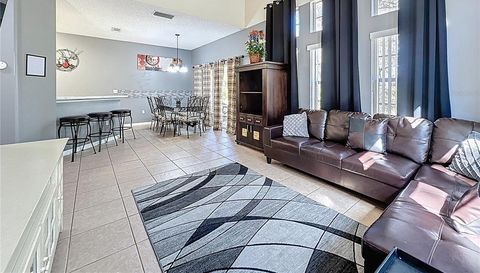 8401 CRYSTAL COVE LOOP