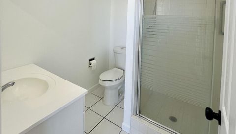 9 Royal Palm Way 4020