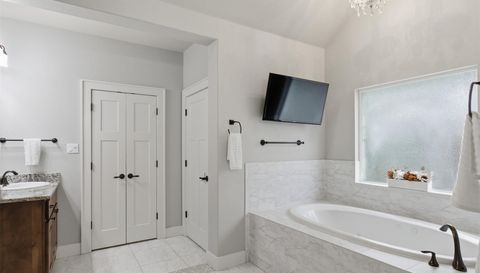 129 Valley View DR