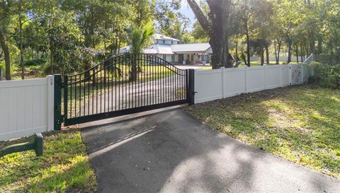 28042 LINDENHURST DRIVE