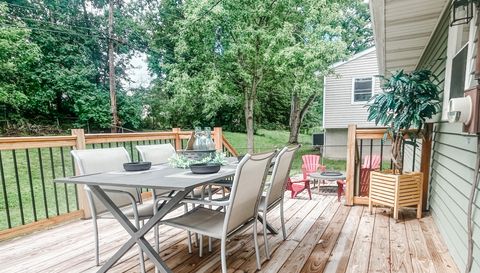247 Lonepine Rd