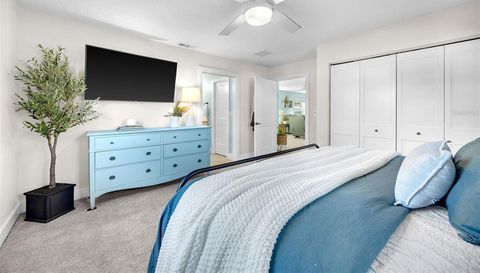 1015 SPINDLE PALM WAY