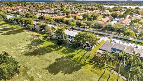 19174 Bobolink Dr