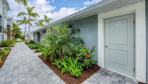 12520 GALAPAGOS COURT