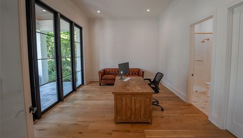 1220 DELANEY PARK DRIVE