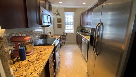 701 Brickell Key Blvd